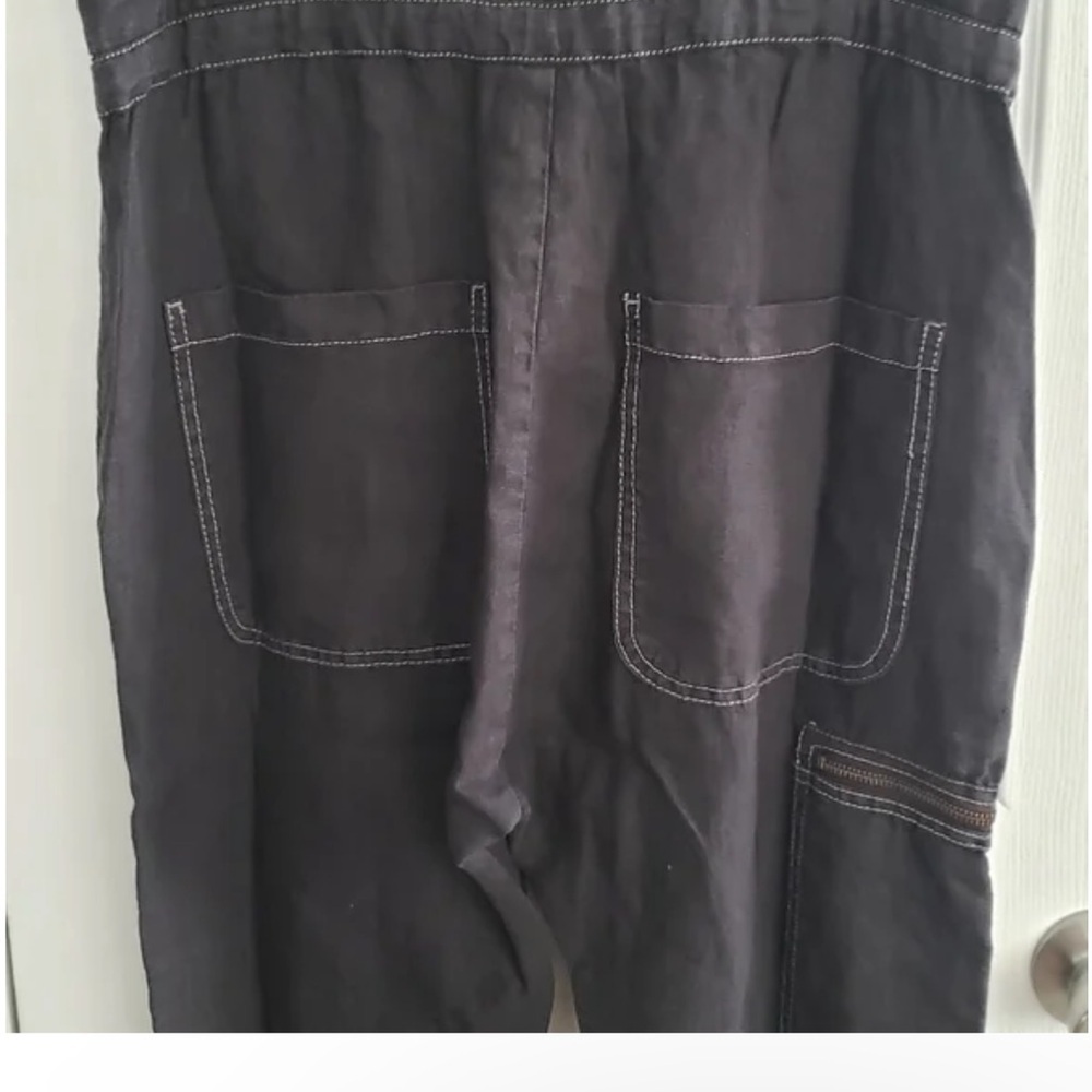 Current/Elliot zip cargo black linen jumpsuit - Picture 7 of 8